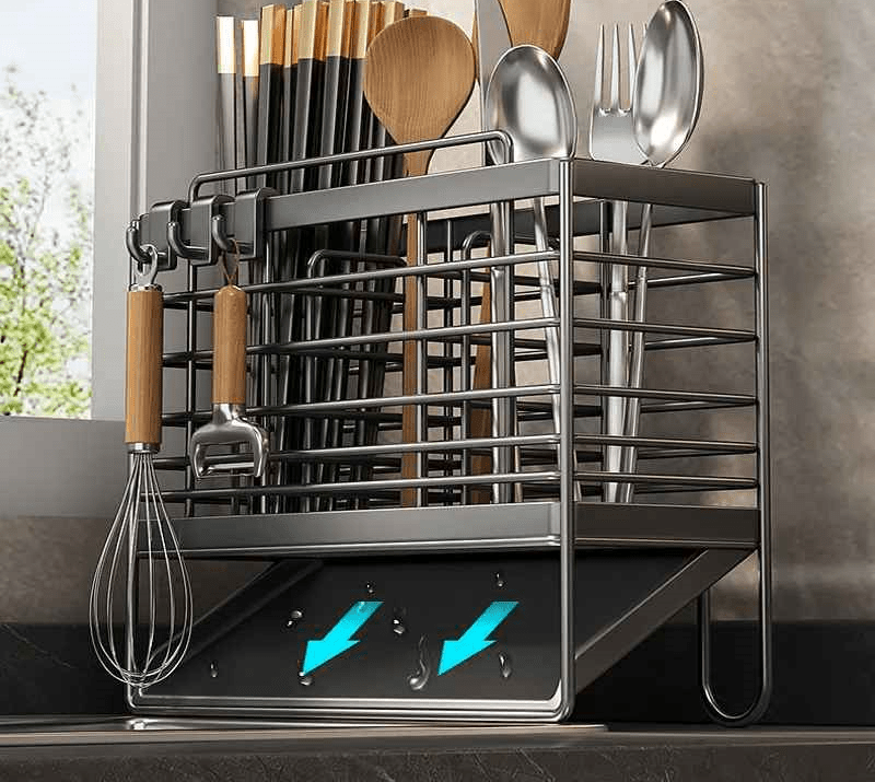 range couvert egoutoir dessous